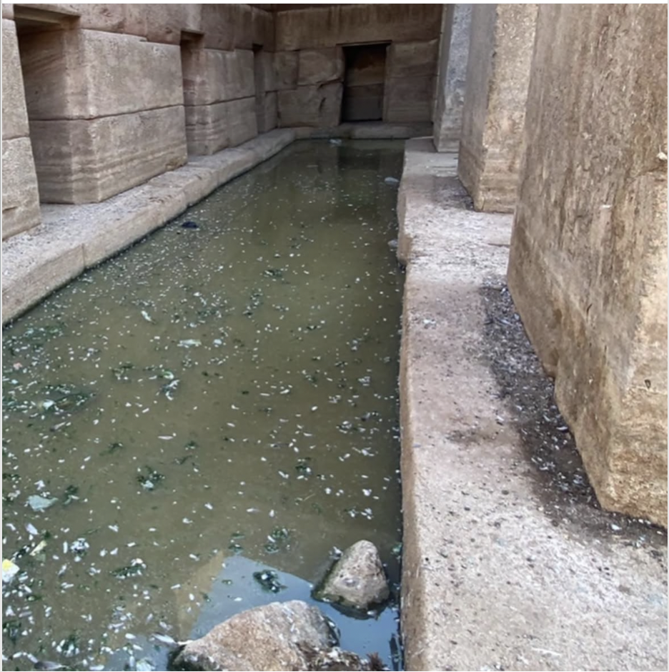 Sacred waters within the Osirion